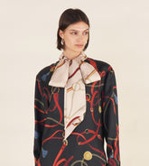 Dafne - Scarf blouse